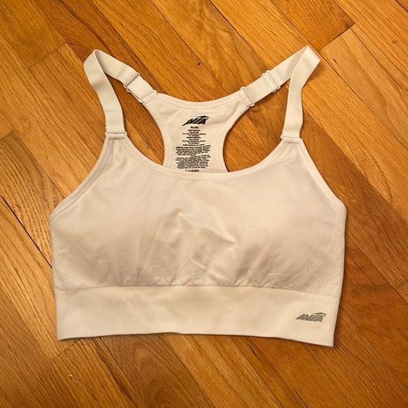 AVIA Racerback Sports Bra. White. Padded. Adjustable Straps. Size XL - Picture 1 of 7